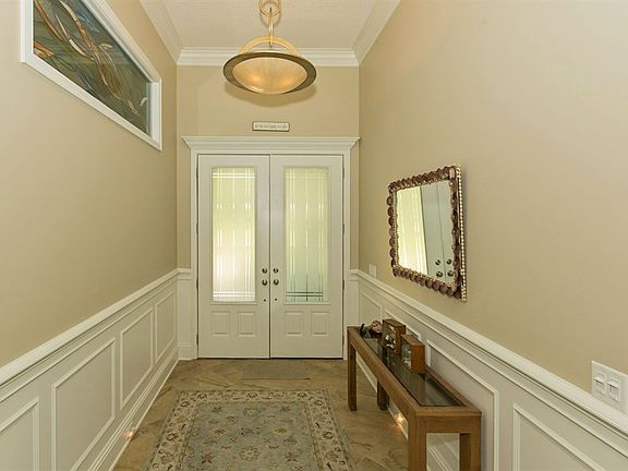 2nd image of 2785 Oakgrove Ave