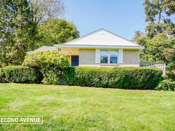 1886 Anderson Ave, Coraopolis, PA 15108