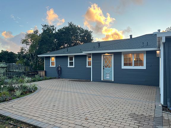 2nd image of 301 Hidden Valley Ln