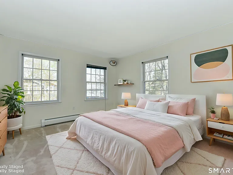 5 Moody Ave — Photo 29