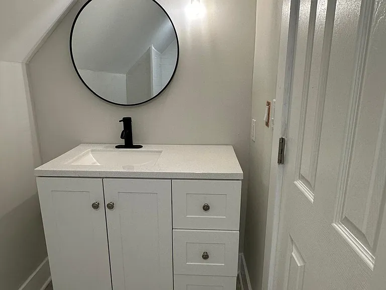 5954 Phillips Ave #3 — Photo 9