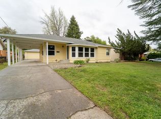 943 Helen Ave, Yuba City, CA 95991