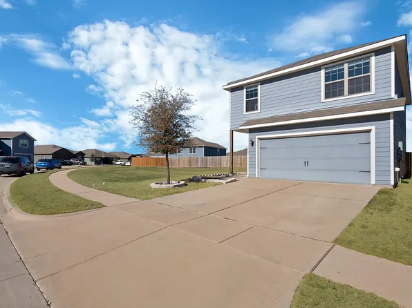 233 Lewis Ln, Venus, TX 76084