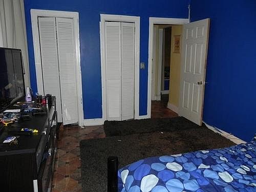 5th image of 318 W 36th St