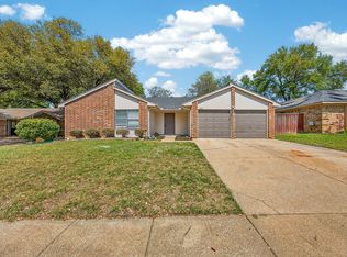 2409 Springridge Dr, Arlington, TX