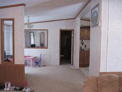 3rd image of 573 County Road 312
