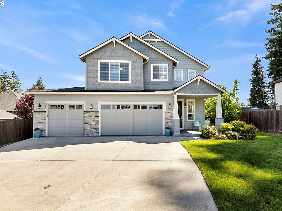1st image of 5807 NE 125th Cir