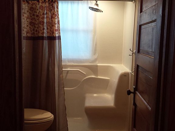 20160501_191913 Main Floor Accessible Bath