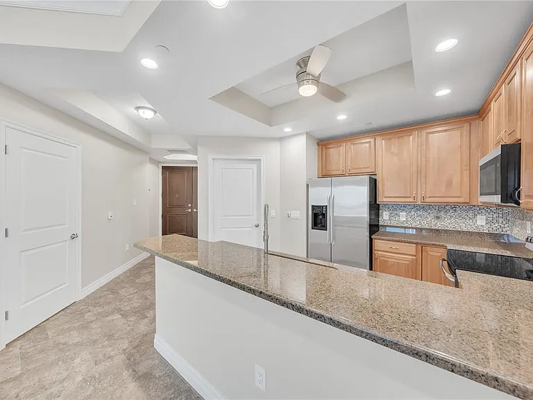 449 S 12th St #1805 — Photo 24