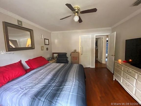 3rd image of 710 44th St #1