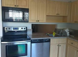 916 Banks Rd, Pompano Beach, FL 33063