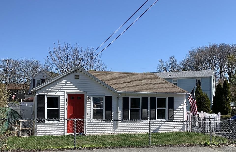 1st image of 186 Babcock St