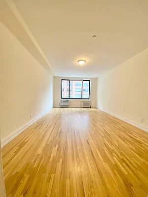 Rented by Corcoran | media 14