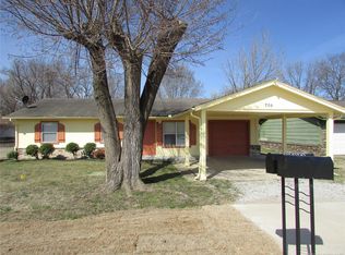 709 N Wilson St, Vinita, OK 74301