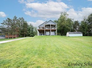 12113 Woodland Park Dr NE, Belding, MI 48809