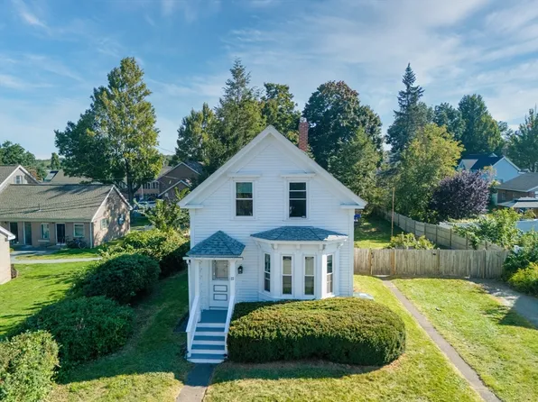 22 Maple Ave, North Andover, MA 01845