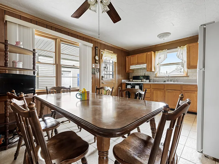 10359 Harrison Rd — Photo 10