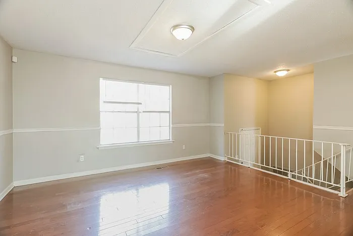 345 Saint John Rd NW — Photo 4
