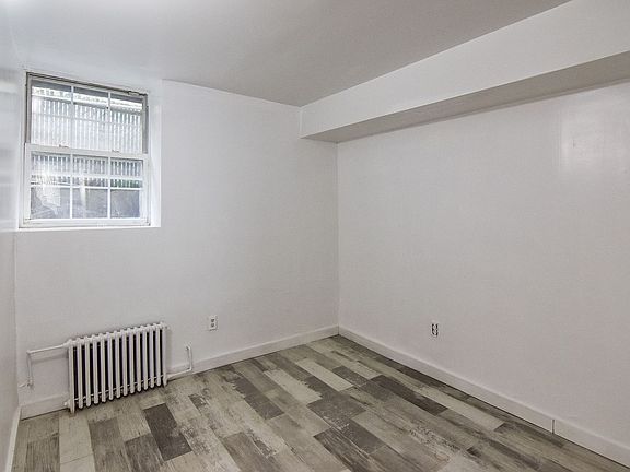 3rd image of 187 Metropolitan Ave #B