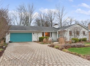 521 Woodvale Ave, Deerfield, IL 60015