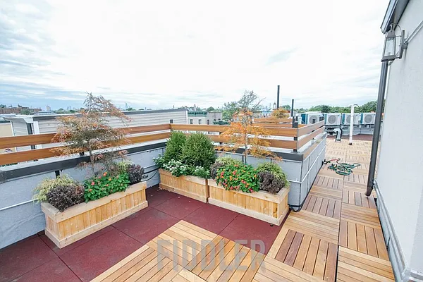 Rented by Fiddler Realty | media 51