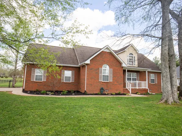 110 Barvas Ln, Lascassas, TN 37085
