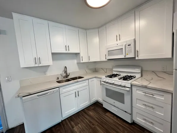 Comstock, 2201-2229 Comstock St #2215C, San Diego, CA 92111