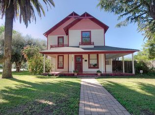 703 Walnut St, Corning, CA 96021