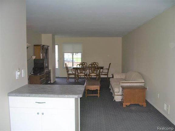 4th image of 29775 Park Place Dr #23