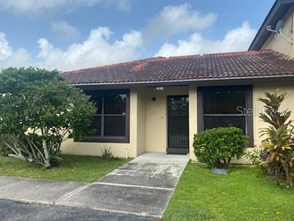 1st image of 418 Hunter Cir