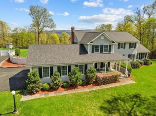 97 Moffat Rd, Washingtonville, NY 10992