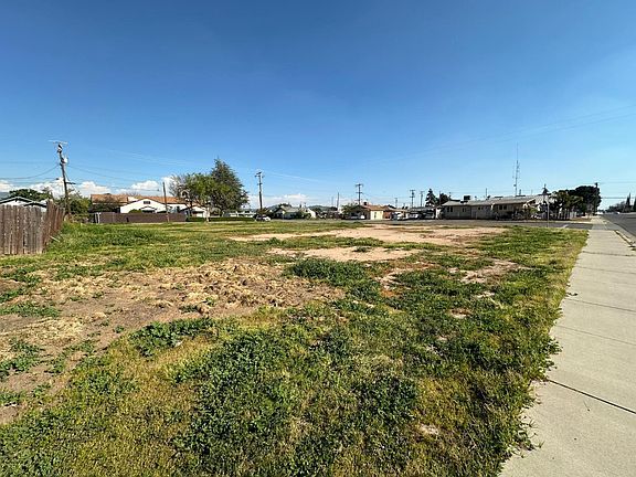 3rd image of 660 E Street