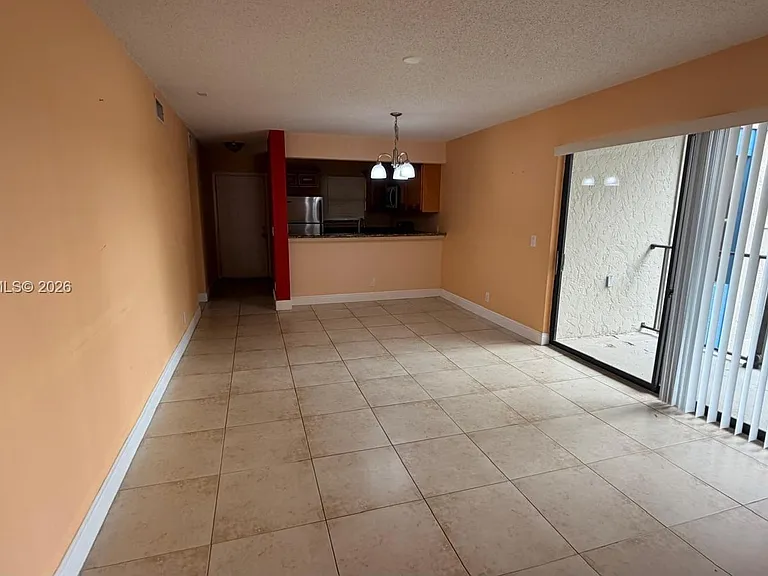 1760 Windorah Way #H — Photo 2