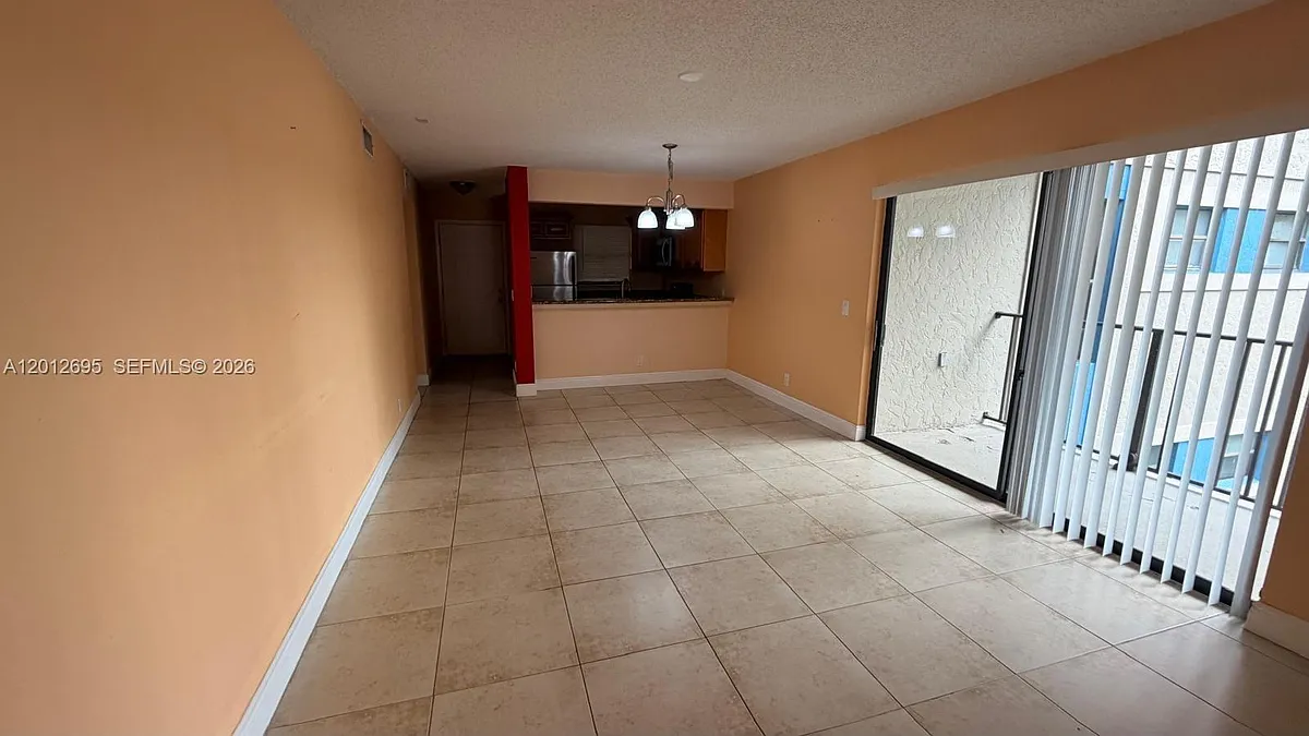 Building Photo - 1760 Windorah Way #H