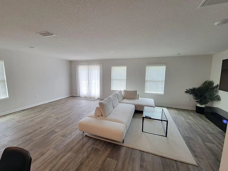 5475 Merlin Way — Photo 6