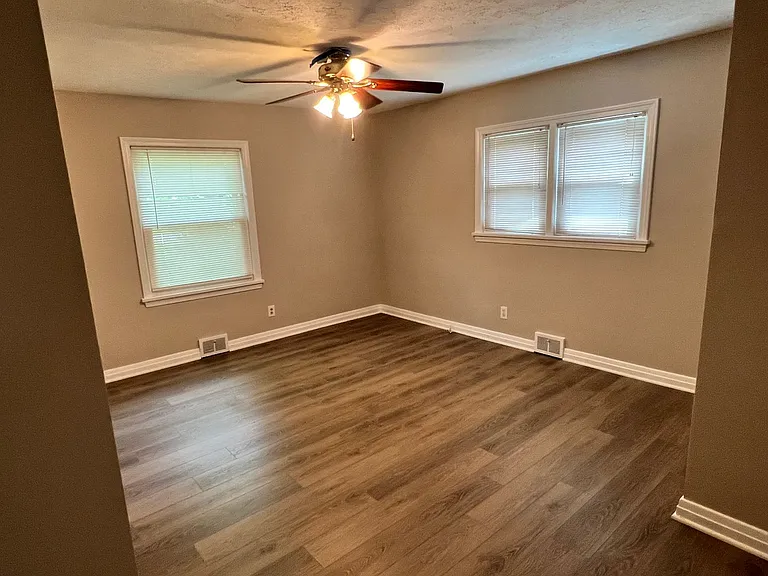 2029 Lynn Lea Rd — Photo 6
