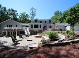 1561 Hopi Ct, Green Bay, WI 54313