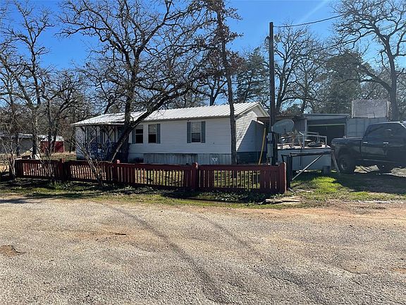 2nd image of 158 Iroquois Dr