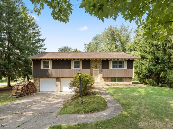 703 Stone Shannon Rd, Wheeling, WV 26003