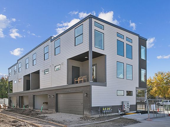3rd image of 313 E Jessica View Ln S #6