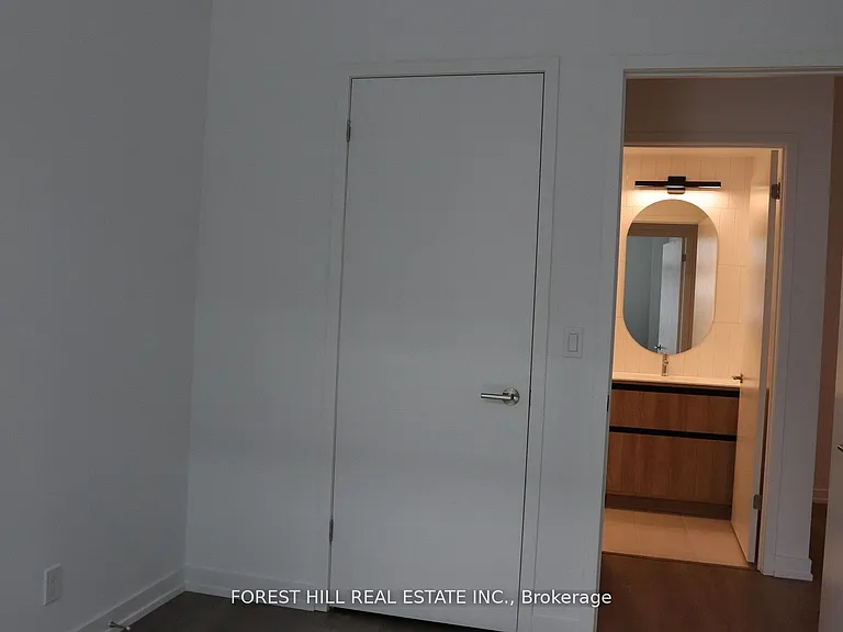 8 Beverley Glen Blvd #109 — Photo 17