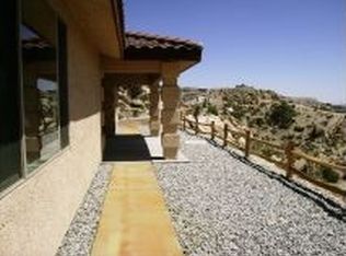 57223 Farrelo Rd, Yucca Valley, CA 92284