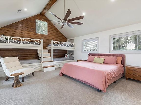 5th image of 8376 Lago Vista Dr