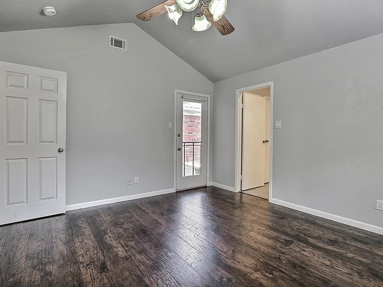 212 Aspenway Dr — Photo 16