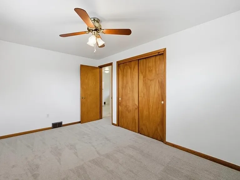 226 Frankfort Ave — Photo 6