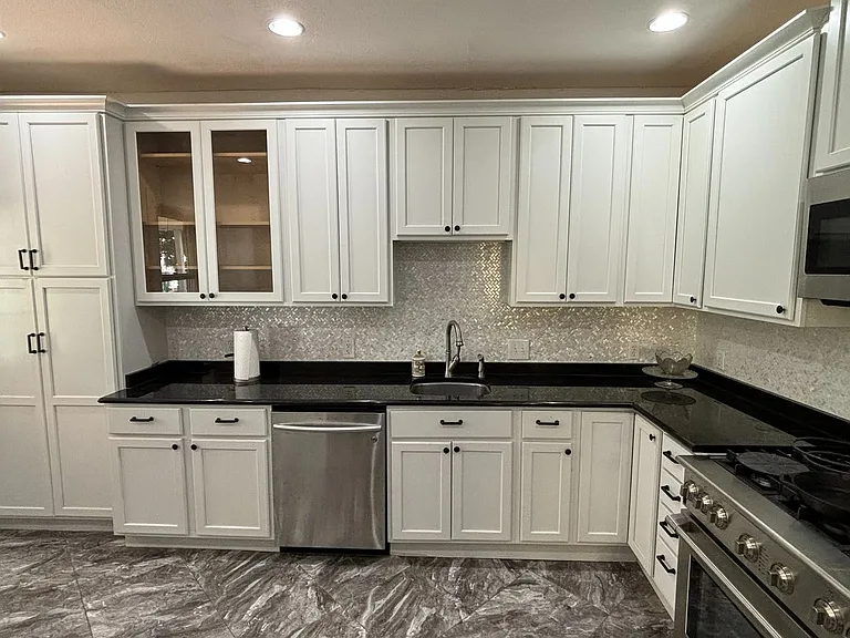 510 Avant Ave — Photo 2