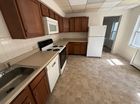 209-211 W Grove St #209, Taylor, PA 18517