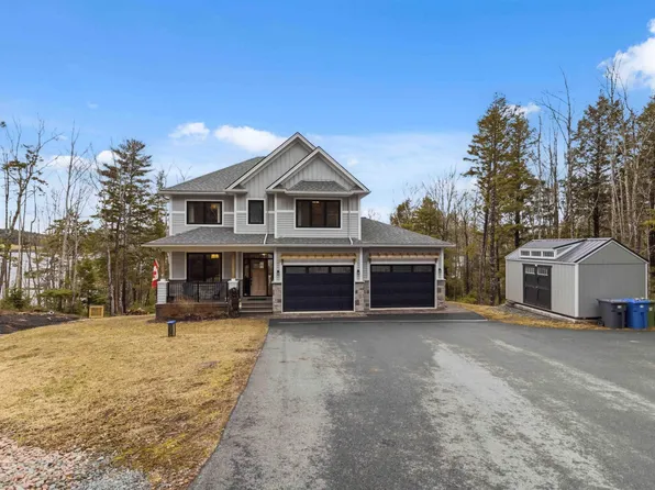 410 Heddas Way, Halifax, NS B2T 0M2