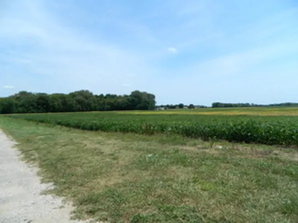 7000 E North St, Braceville, IL 60407