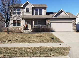 4322 132nd St, Urbandale, IA 50323